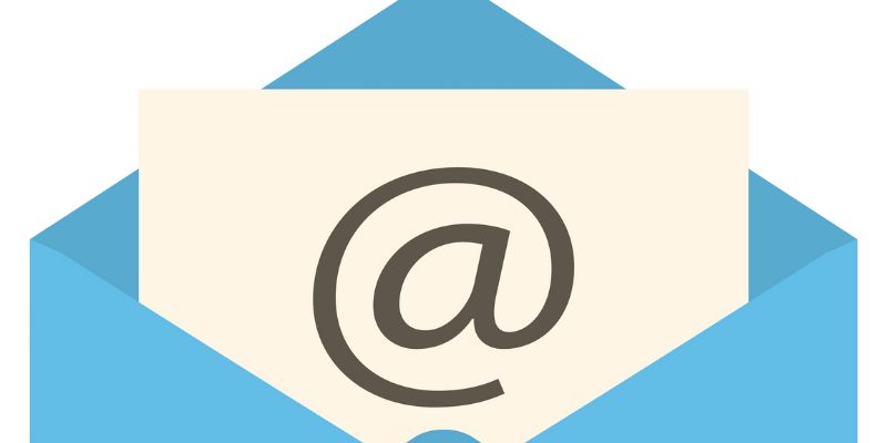 Người chơi có thể liên hệ 79King thông qua Email